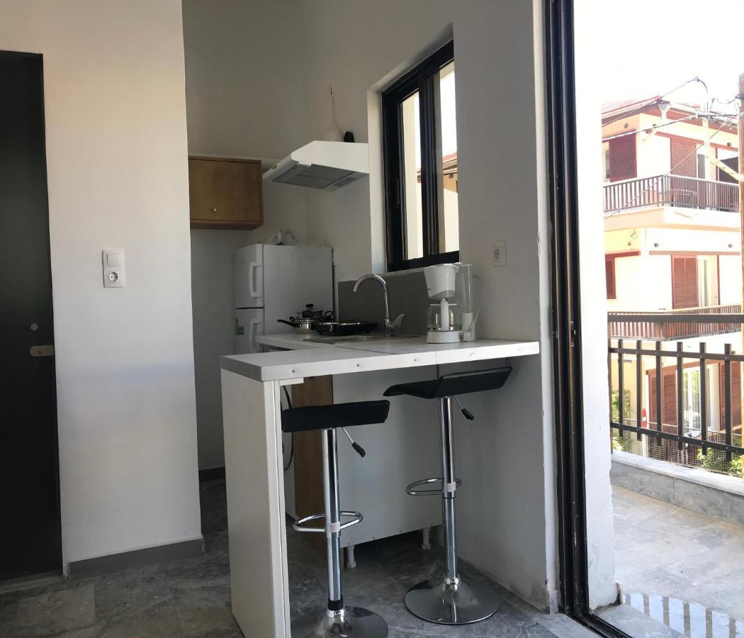 Amalthia Hotel Apartments Ретимно Экстерьер фото