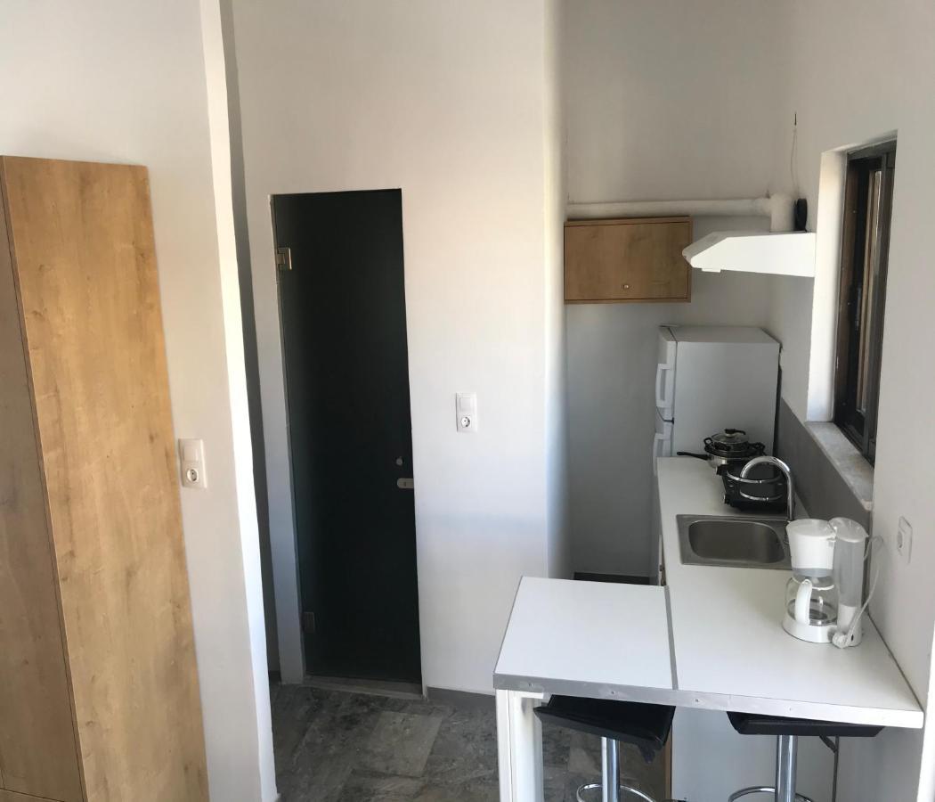 Amalthia Hotel Apartments Ретимно Экстерьер фото
