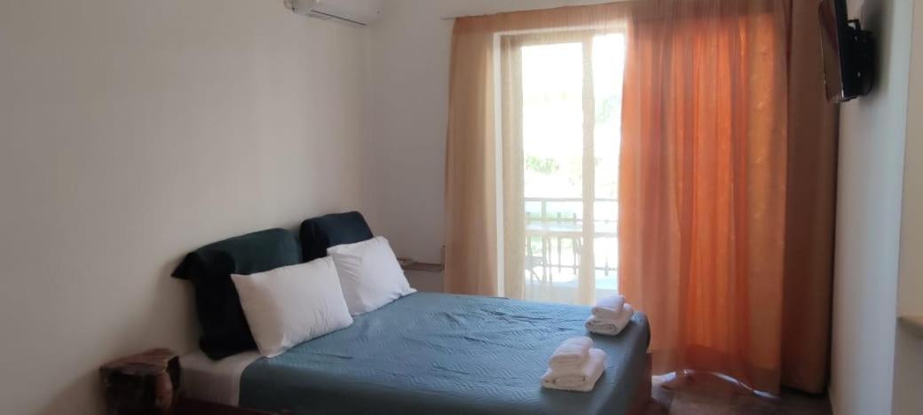Amalthia Hotel Apartments Ретимно Экстерьер фото