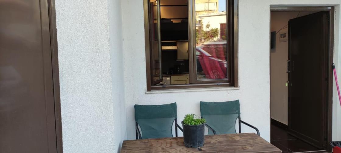 Amalthia Hotel Apartments Ретимно Экстерьер фото