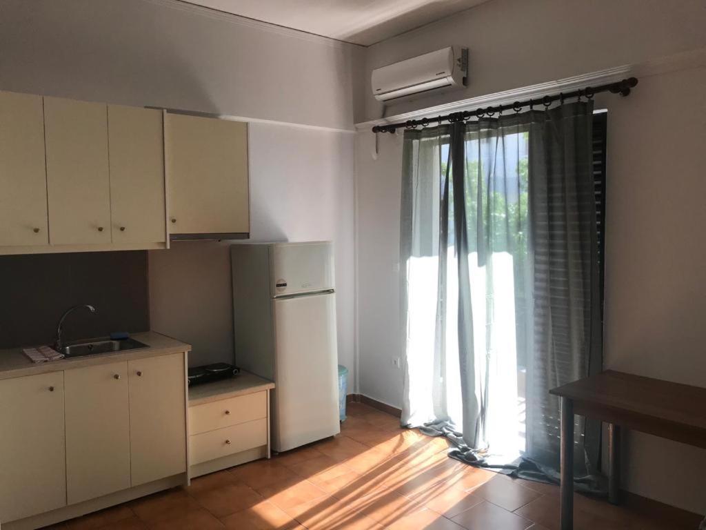 Amalthia Hotel Apartments Ретимно Экстерьер фото