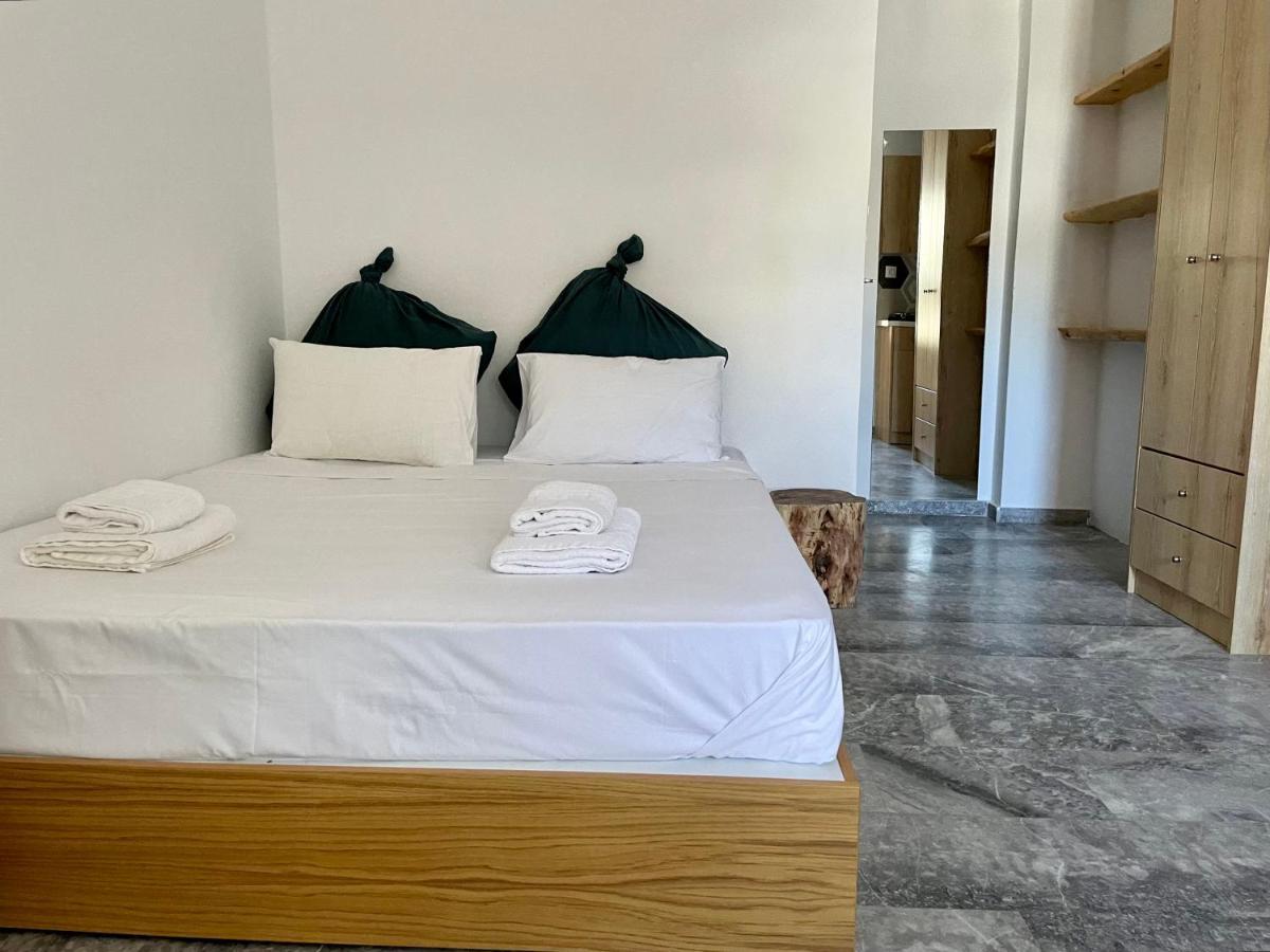 Amalthia Hotel Apartments Ретимно Экстерьер фото