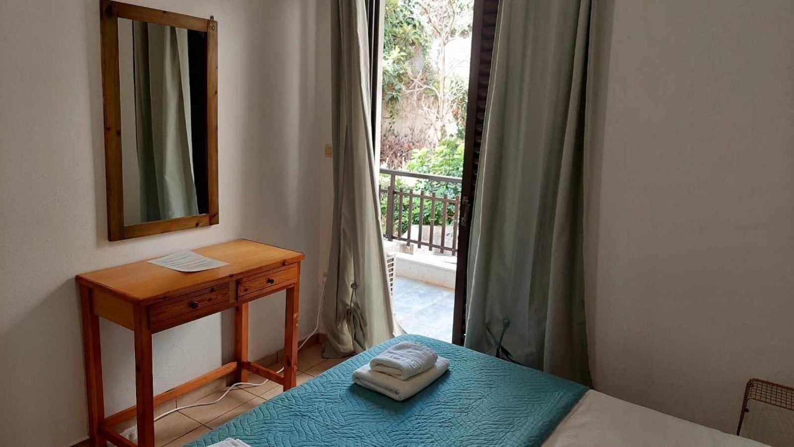 Amalthia Hotel Apartments Ретимно Экстерьер фото